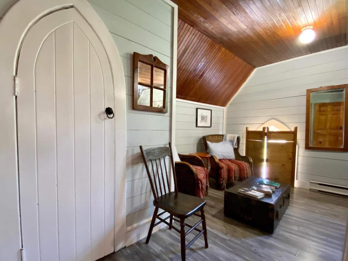 Unique Stay! Converted Church In Idyllic Location St. John's Eksteriør bilde